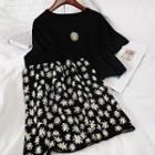 Set: Floral Embroidered Short-sleeve T-shirt + Knit Floral Mini A-line Skirt Black - One Size