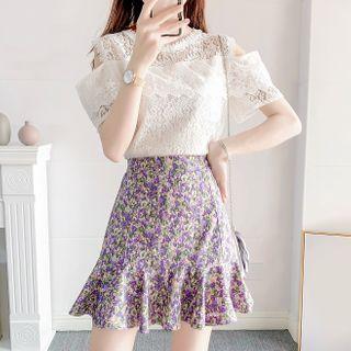 Short-sleeve Lace Top / High-waist Floral Mini Mermaid Skirt