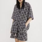 Elbow-sleeve Floral Hawaiian Shirt / Shorts