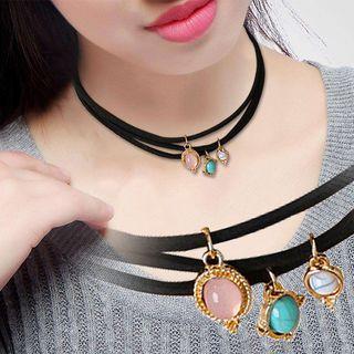 Jewelry-drop Choker