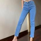 High-waist Elastic Slim Cut Skinny Jeans