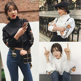 Lantern-sleeve Frill-neck Embroidery Top