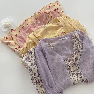 Sleeveless Floral Print Dress / Plain Light Cardigan