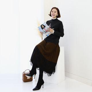 Band-waist Lace-hem Pleated Skirt