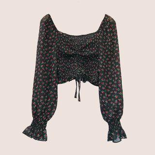 Long-sleeve Floral Print Shirred Chiffon Crop Top Black - One Size