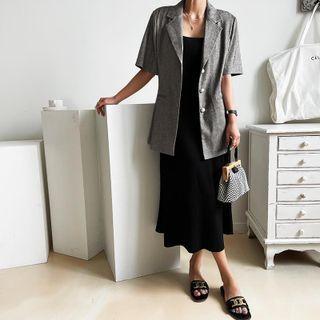 Pearly-button Herringbone Blazer