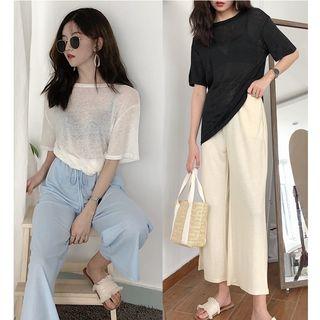 Short-sleeve T-shirt / Wide-leg Pants