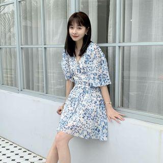 Puff-sleeve V-neck Floral Mini Dress