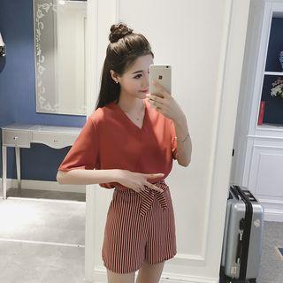 Set: V-neck Short-sleeve Chiffon Top + Shorts