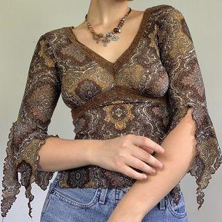 Print V-neck Lace Trim Top
