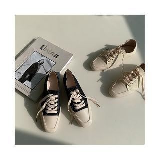 Square-toe Foldable Canvas Sneakers