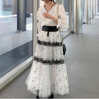 Long-sleeve Lace Blouse / Tiered Midi A-line Skirt