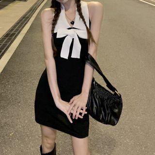 Halter-neck Bow Accent Mini Sheath Dress Black - One Size