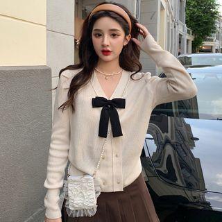 Long-sleeve V-neck Bow Knit Top