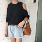 Plain Off-shoulder Short-sleeve Loose-fit Top