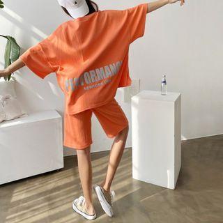 Set: Letter Print Loose Fit T-shirt + Sweat Shorts