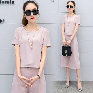 Set: Short-sleeve Plain Top + Cropped Pants