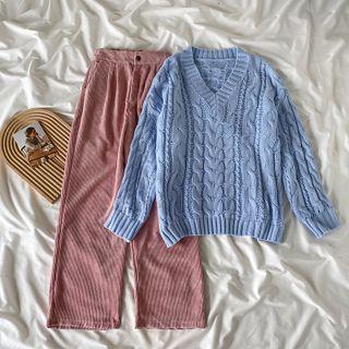 V-neck Cable Knit Sweater / Wide-leg Pants / Set