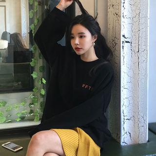Dip-back Lettering Loose-fit Sweatshirt
