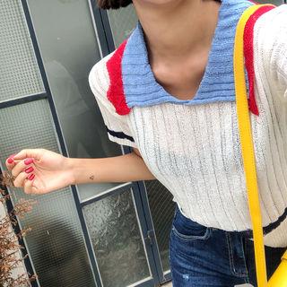 Contrast-collar Rib-knit Top