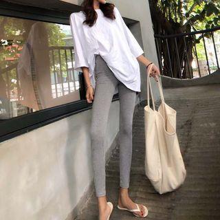 3/4-sleeve T-shirt / Contrast Trim Leggings