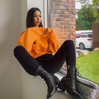 Round-neck Fleece-lined Cropped Pullover