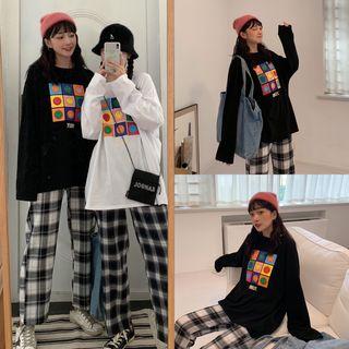 Long-sleeve Smiley Face Graphic T-shirt / Plaid Pants