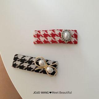 Faux Pearl Houndstooth Hair Clip