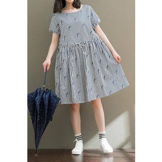 Bird Print Striped Short Sleeve Dress