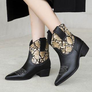 Paneled Stitch Low Heel Pointed Boots