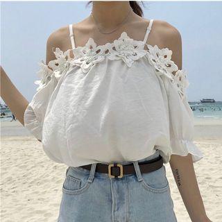 Flower Applique Cold Shoulder Short-sleeve Blouse