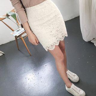Scallop-hem Laced Mini Skirt