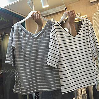 Elbow-sleeve V-neck Striped T-shirt