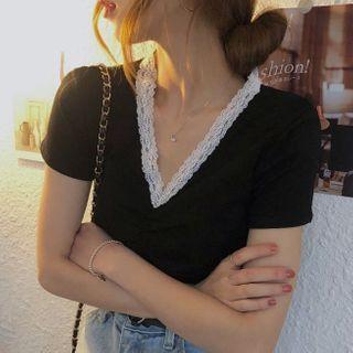 Short-sleeve Lace Trim T-shirt Black - One Size