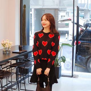 Heart Patterned Knit Top