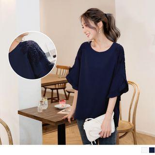Ruffle-sleeve Embroidery Top