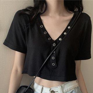Short-sleeve Crop Henley T-shirt