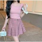 Short-sleeve Plain Slim-fit Top / Check Skirt