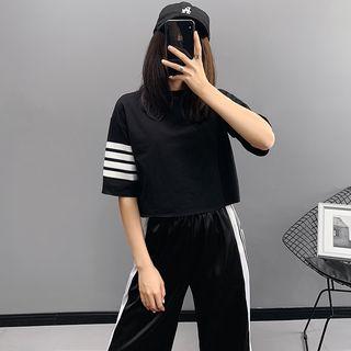 Elbow-sleeved Crop T-shirt