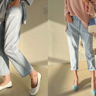 Washed Loose Fit Cropped Jeans