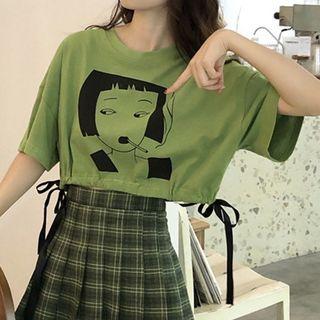 Cartoon Print Short-sleeve T-shirt / Plaid Pleated Skirt