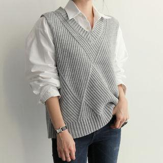 V-neck Textured Vest