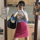 Short-sleeve Printed T-shirt / A-line Denim Skirt
