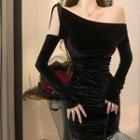 Off-shoulder Skinny One Piece