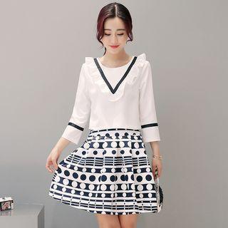 Set: Frill Trim 3/4 Sleeve Top + Printed Pleated Skirt