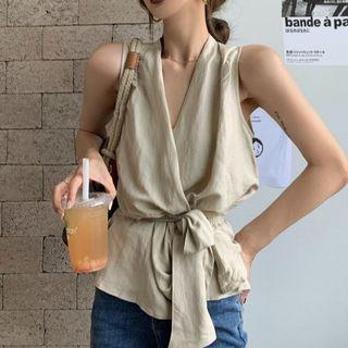 Sleeveless V-neck Tie-waist Top