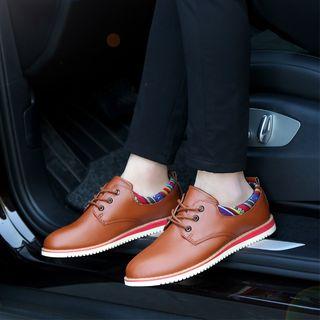 Patterned Trim Oxfords
