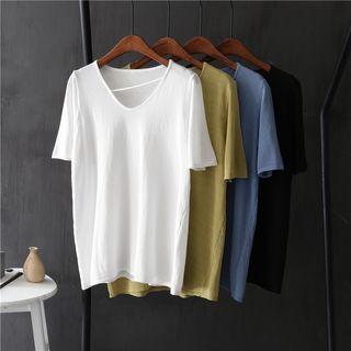 Plain Short-sleeve V-neck T-shirt