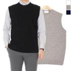 Plus Size Sleeveless Wavy-knit Sweater