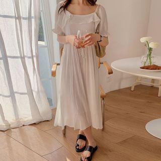 Short-sleeve Plain Ruffle Dress